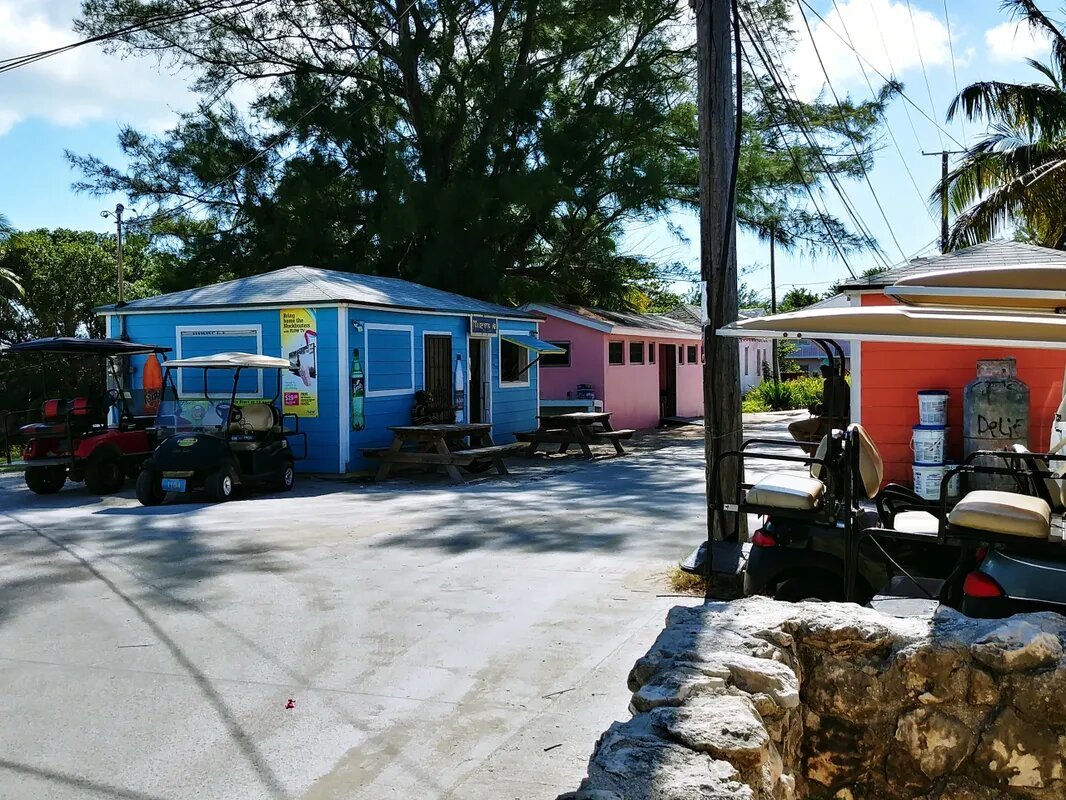 Bimini-Blue-Tulip-Cottage-19