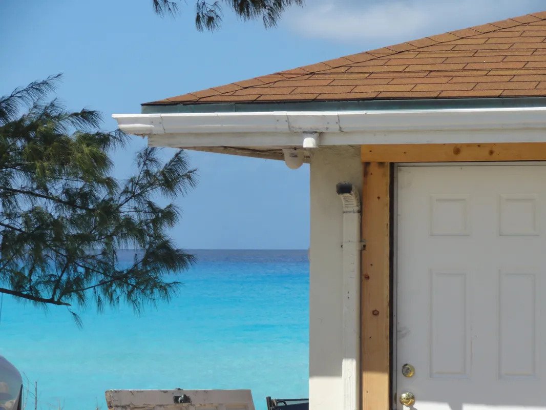 Bimini-Blue-Tulip-Cottage-7