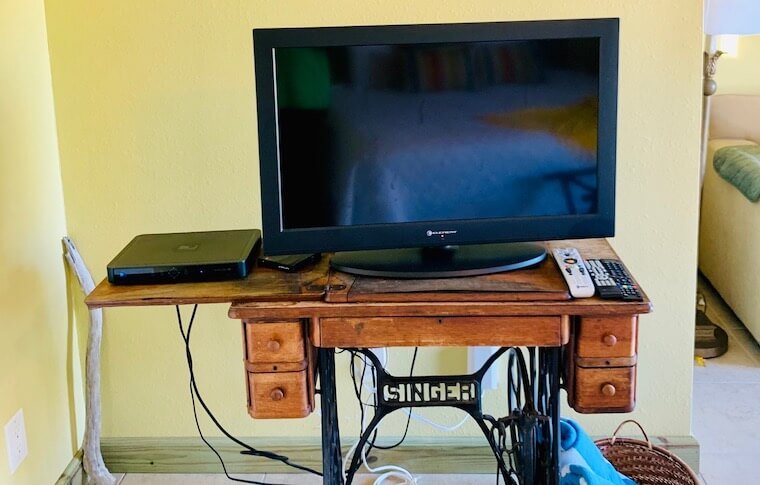 Embrace-Resort-maya-flat-screen-tv