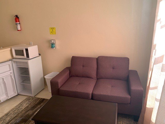 Studio-2-sitting-area