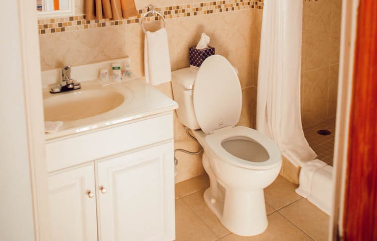 embrace-resort-cat-island-bathroom-1