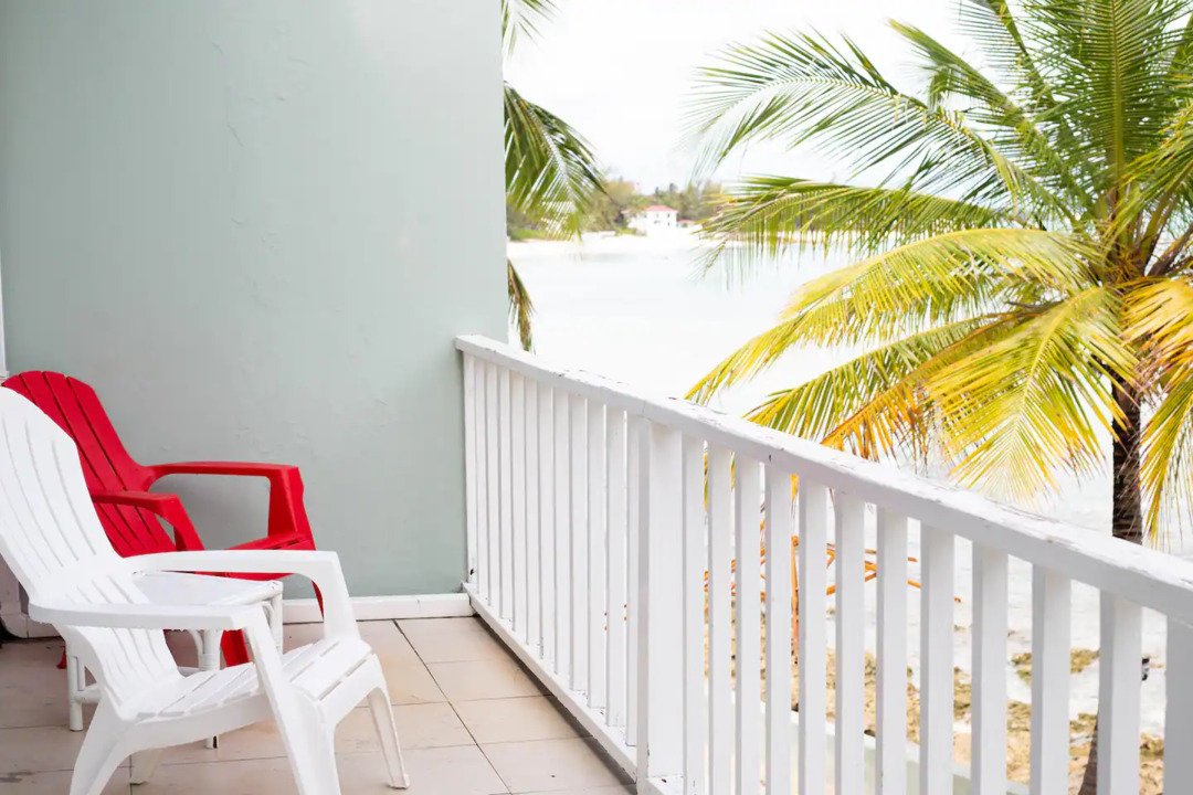 Sunset-Cove-6-Balcony-to-enjoy-the-cool-breeze-and-sunset